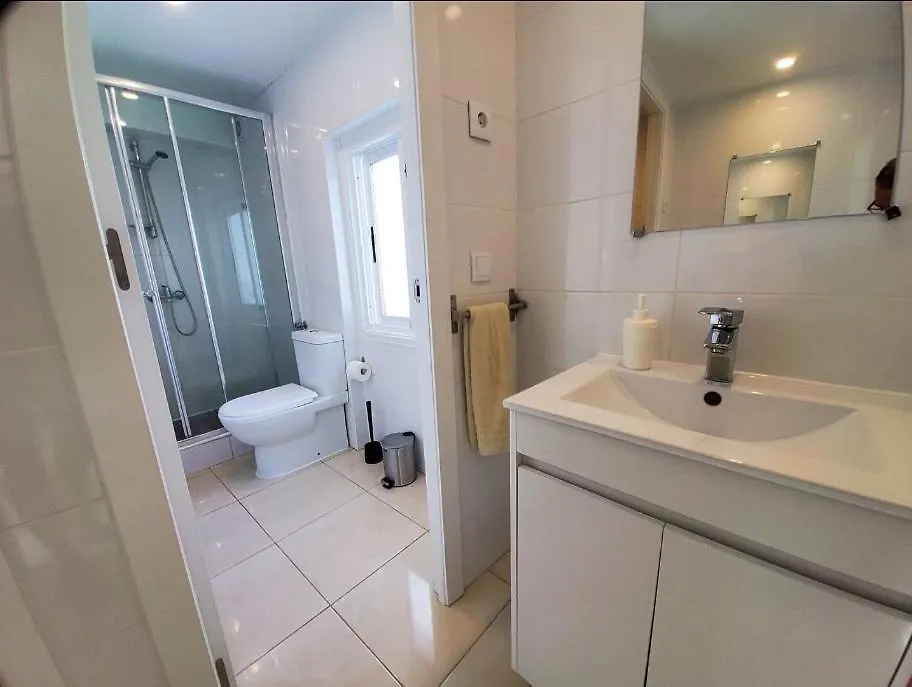 Homestay Blife Faro City Life Private Rooms